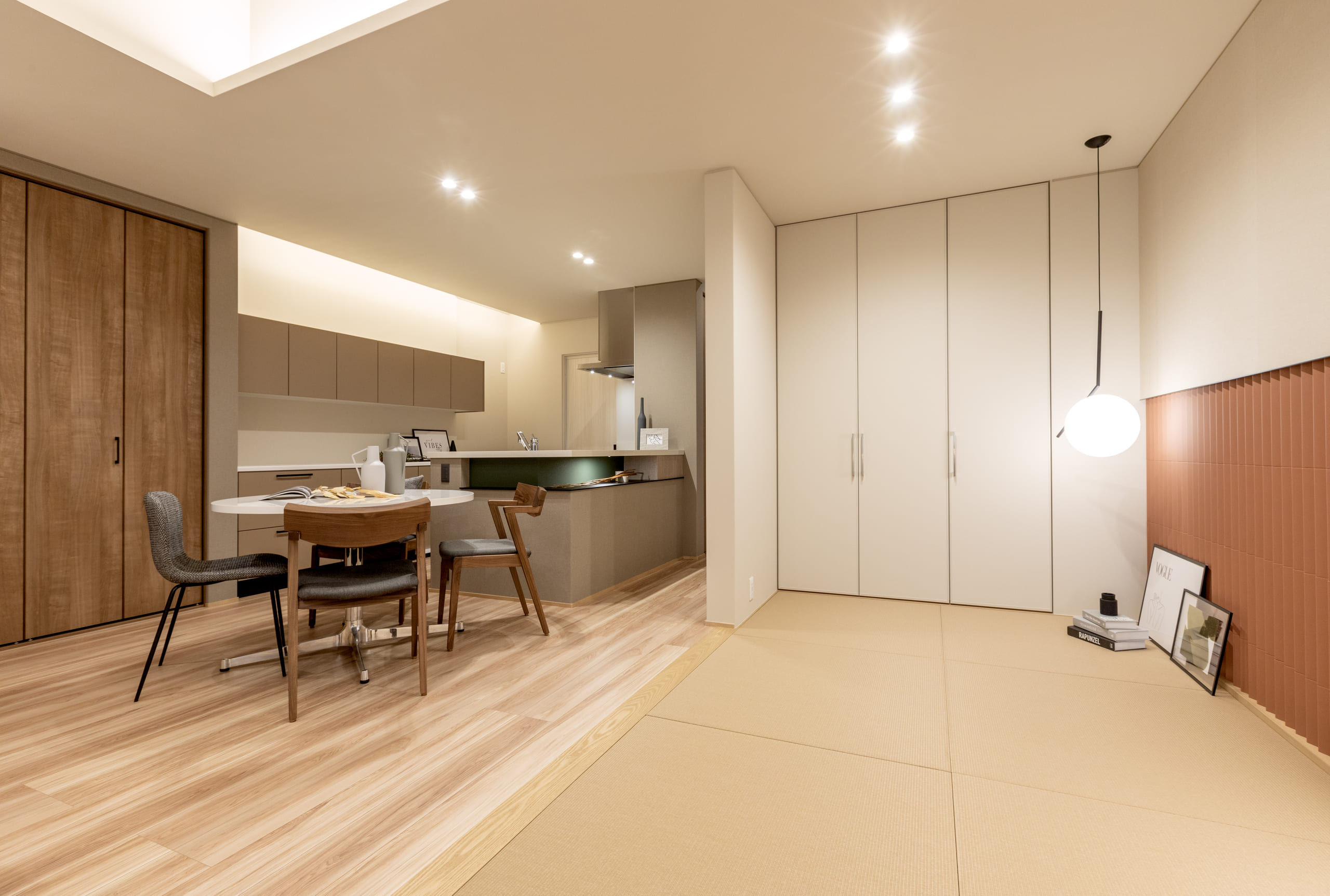 【駅西けやき通りモデル】公開中